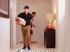 HD - ManRoyale New fuck toy is tested by the delivery guy